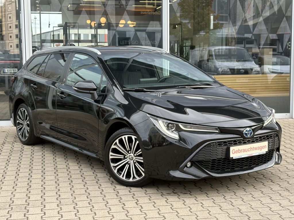 Toyota Corolla 2.0 Hybrid Touring Sports Team Deutschla imagem 3