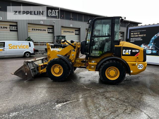 CAT 907M