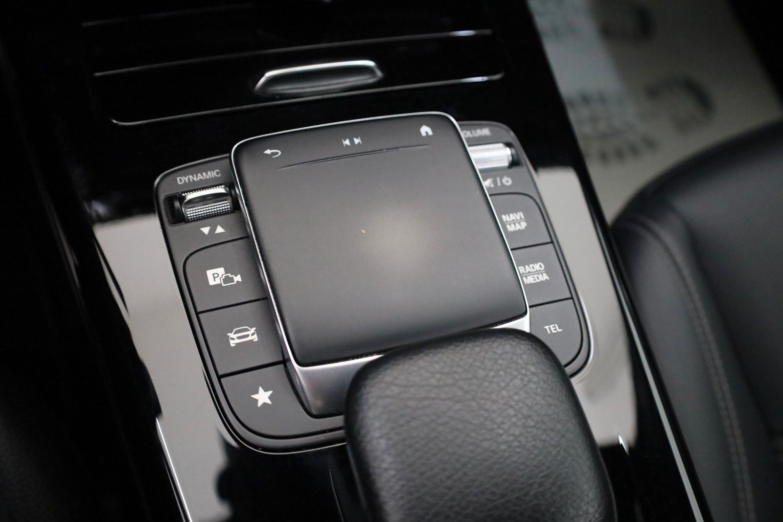 Fahrzeugabbildung Mercedes-Benz CLA 250 e Coupe Progressiv,T.Leder,Navi,Panorama