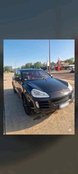 Porsche Cayenne S - Porsche Cayenne in Halle