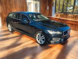 Volvo V60 Kombi Momentum Pro,AHK - Volvo V60 aus 2020