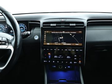 Hyundai TUCSON - 11