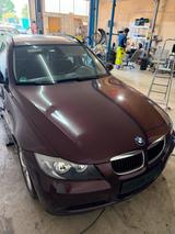 BMW E91 318i SCHIEBEDACH M-PAKET, SITZHEIZUNG - BMW 318 mit Diesel-Antrieb: 318i