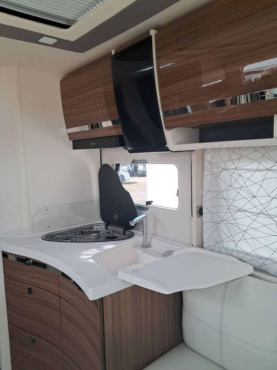 Fahrzeugabbildung Eura Mobil Contura CT 766 EF Mod 2025 Fahrassistenz Markise