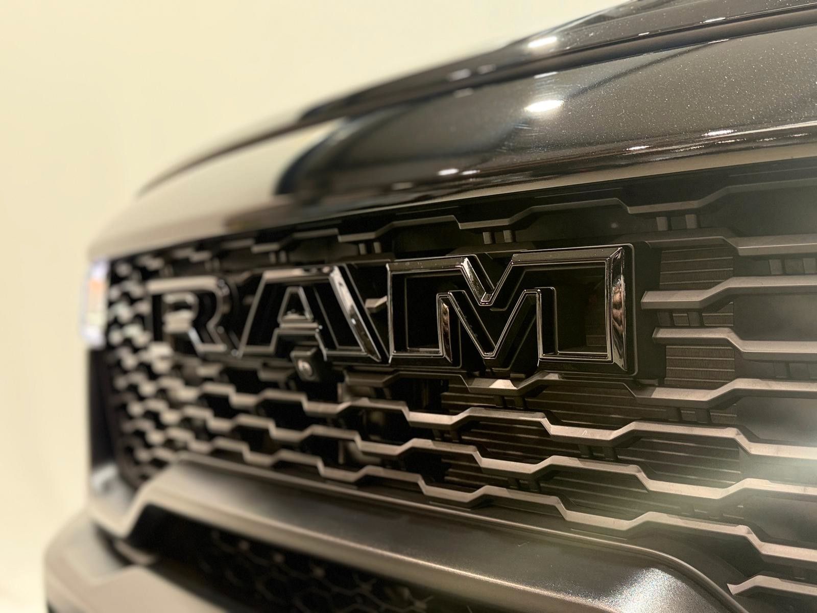 Fahrzeugabbildung Dodge RAM 1500 RHO H/O BLACK Edition / RTR