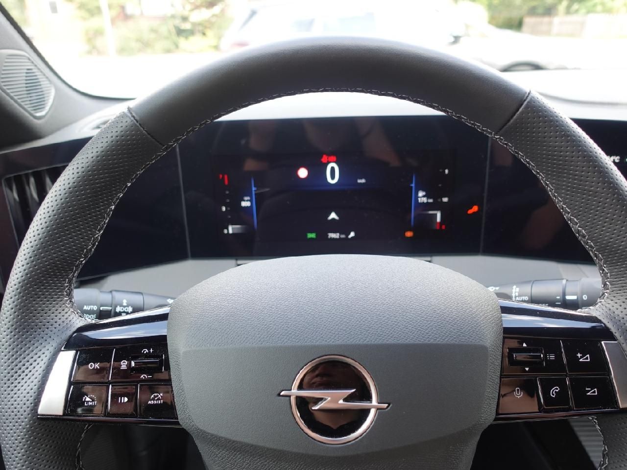 Fahrzeugabbildung Opel Astra L Lim. 1,2 GS Line