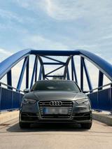Audi S3 8V 2/3 - Audi S3 mit Benzin-Antrieb: Sportwagen