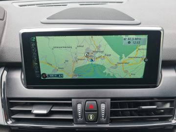 BMW 225 Active Tourer - 12