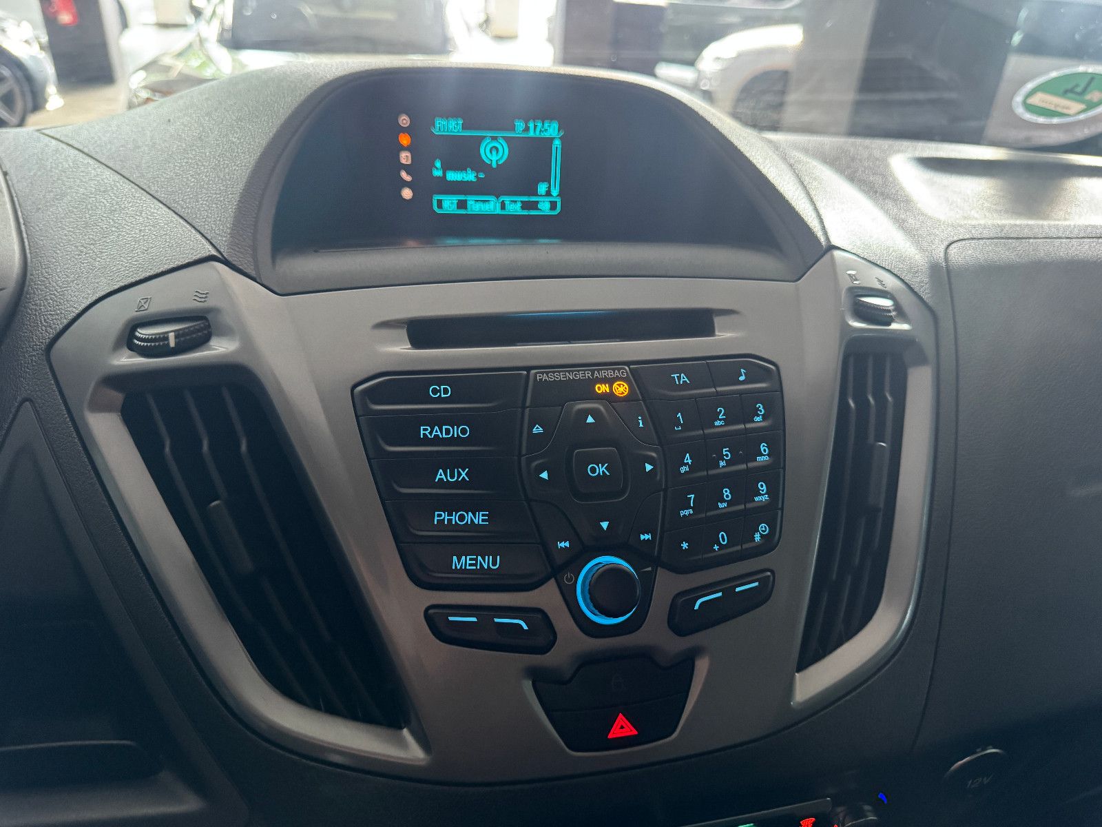 Fahrzeugabbildung Westfalia WESTFALIA BUSINESS EDITION EUROLINE FORD 7SITZER