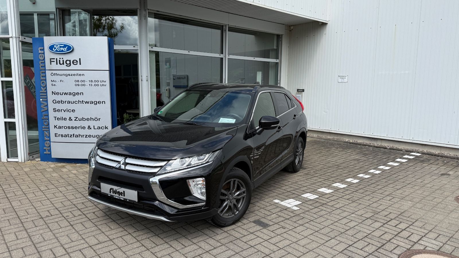 MITSUBISHI Eclipse Cross