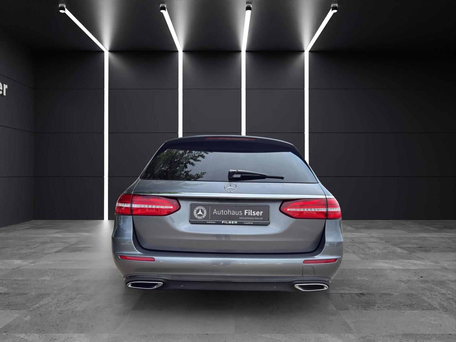 Mercedes-Benz E 200dT*Avantgarde*Standheizung* AHK*RFK*LED*TOT