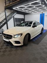 Mercedes-Benz d Coupé 4Matic | PANO | BURMESTER | AMG Line - Mercedes-Benz E 400: Coupe