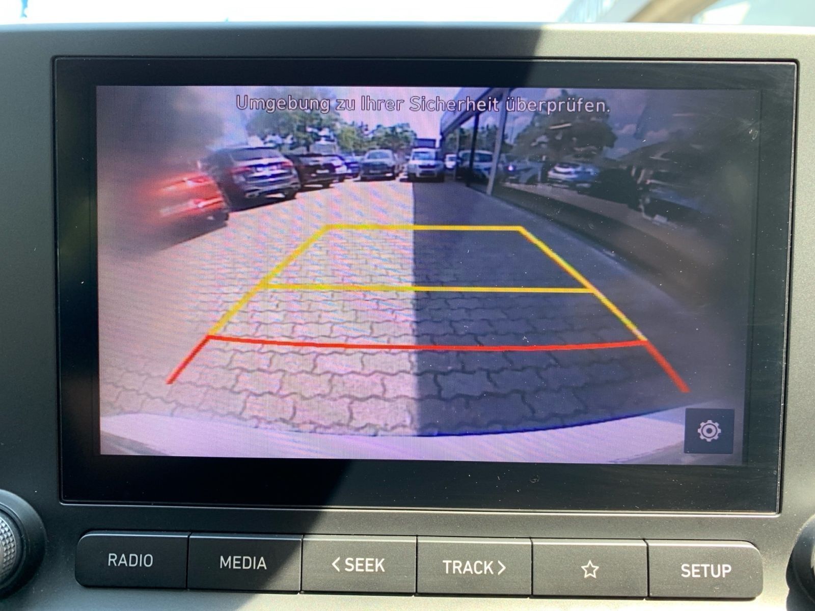 Fahrzeugabbildung Hyundai KONA Select Elektro 11 kW OBC Sitzheizung