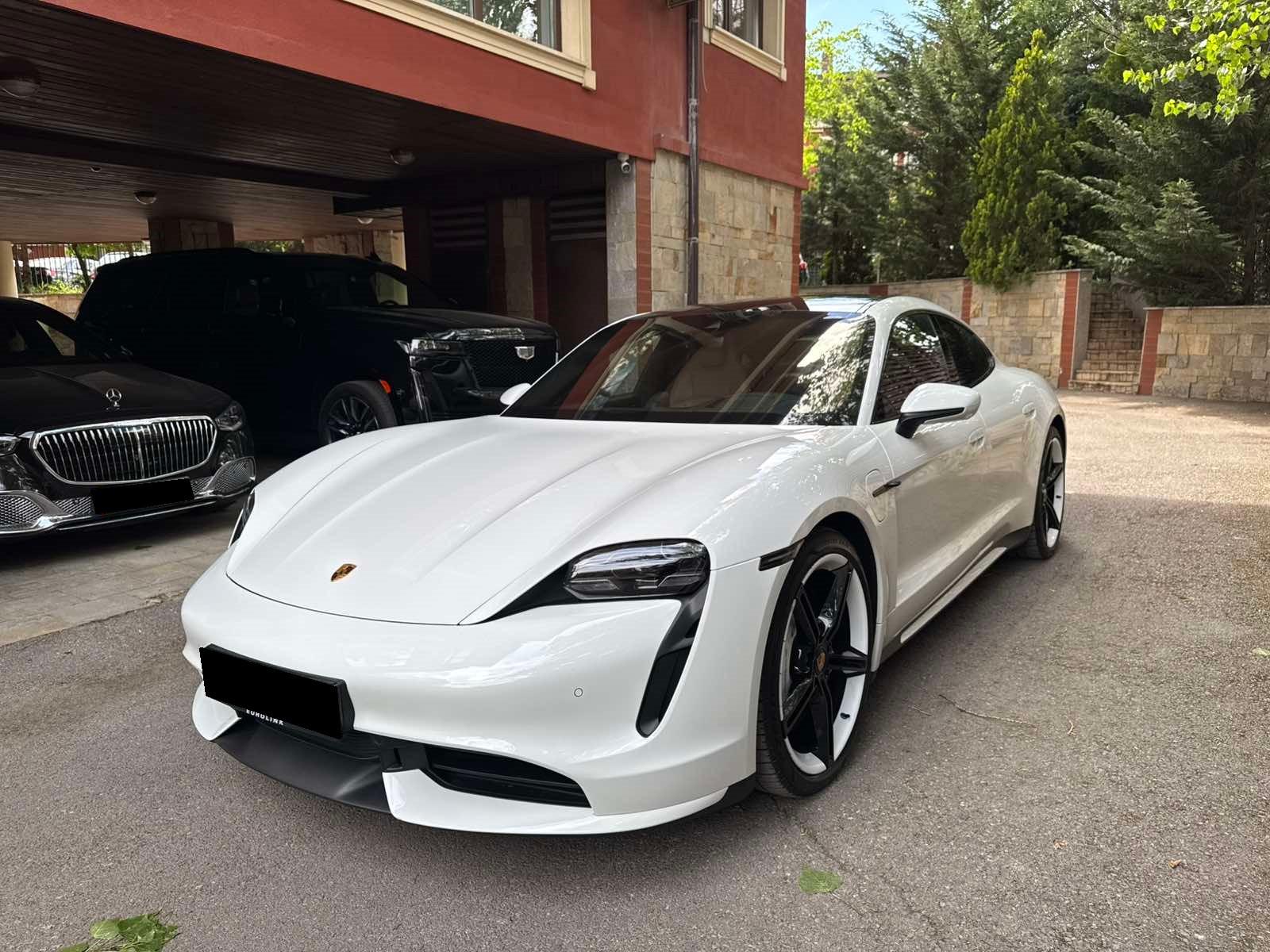 Porsche Taycan Turbo Burmester Approved 04.27