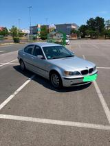 BMW 320i in gepflegtem Zustand aus 3. Hand - BMW 320 aus 2003: 320i