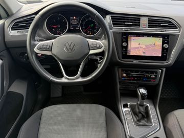 Volkswagen Tiguan - 8
