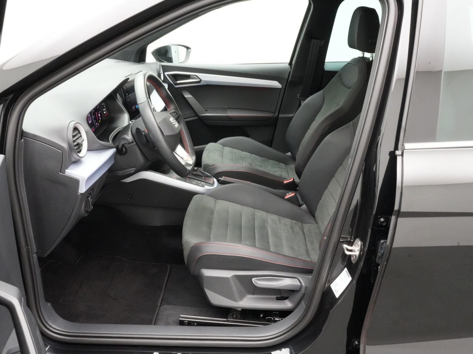 Seat Arona - Bild 12