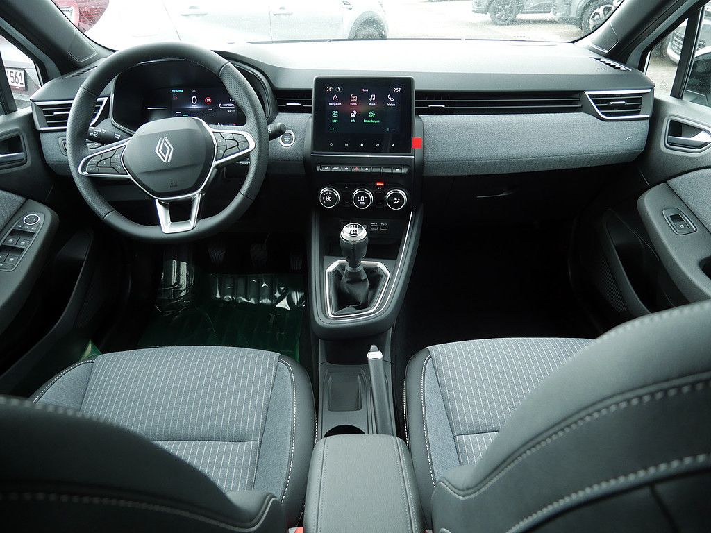 Fahrzeugabbildung Renault Clio Techno TCe 90