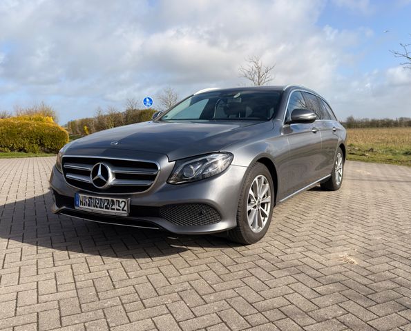 MERCEDES-BENZ E 220d T AVANTGARDE | EZ 01/2017 | Standheizung