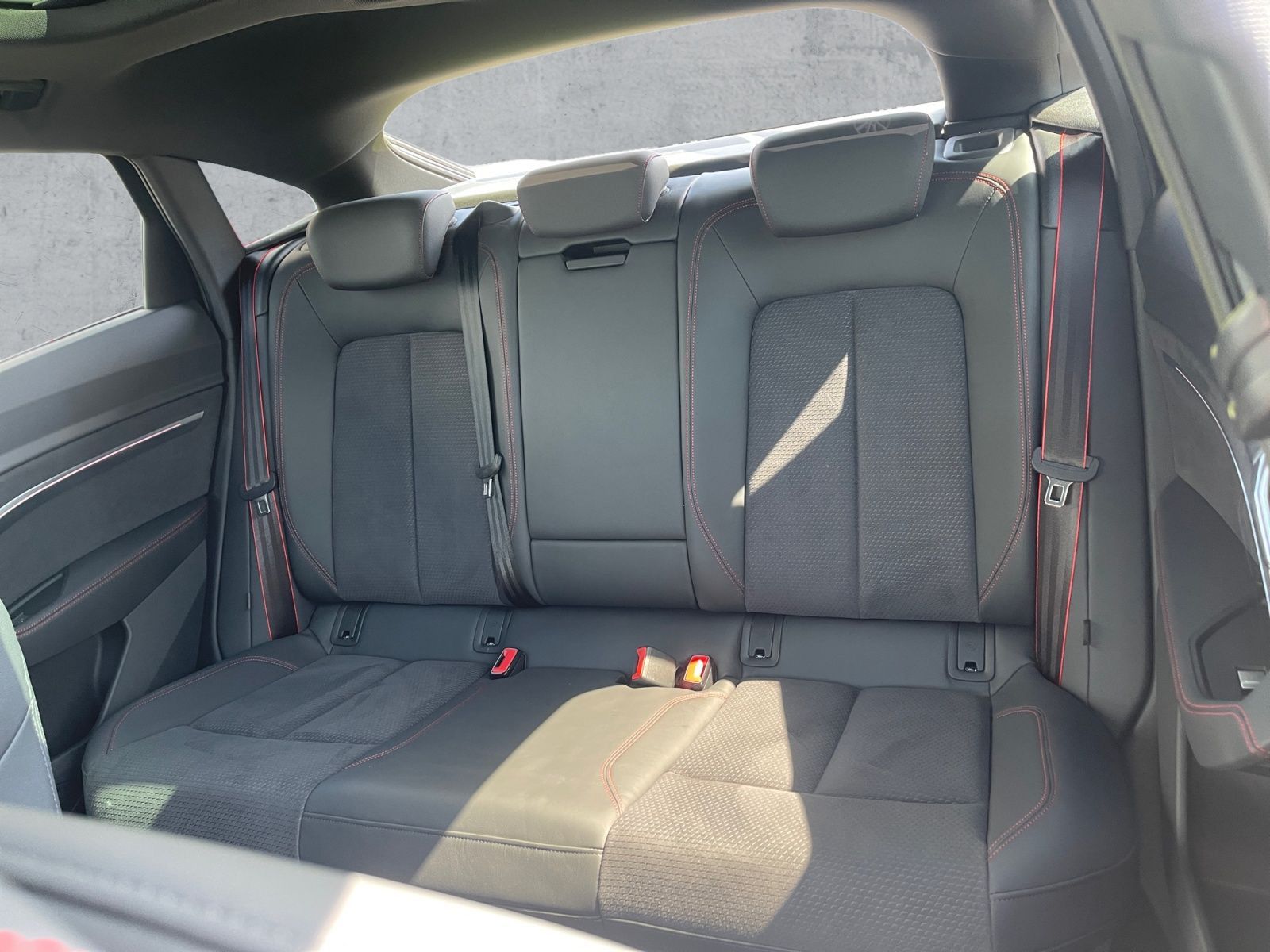 Audi Q8 e-tron - Bild 16