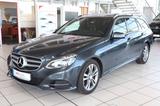 Mercedes-Benz E -Klasse T-Modell E 200 CGI Schiebedach LED - Mercedes-Benz E 200 mit Benzin-Antrieb: Grau, Kombi