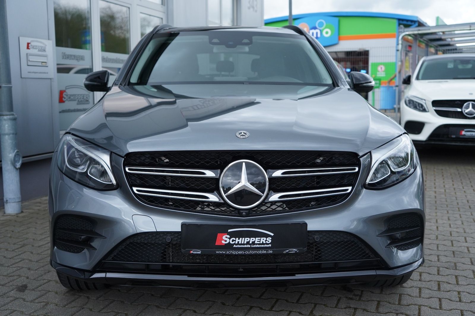 Fahrzeugabbildung Mercedes-Benz GLC 350 d 4Matic AMG COMAND|AHK|360°|LED|PANO