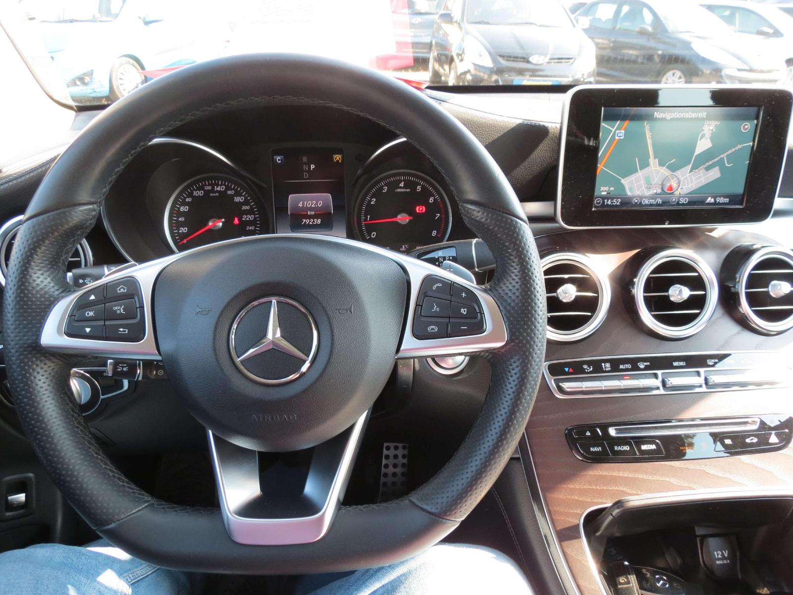 Mercedes-Benz GLC 250 GLC 250 4Matic Edition 1 AMG-Line  Leder