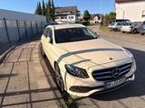 Mercedes-Benz E 300 de T-Model Automatik 9-Gang