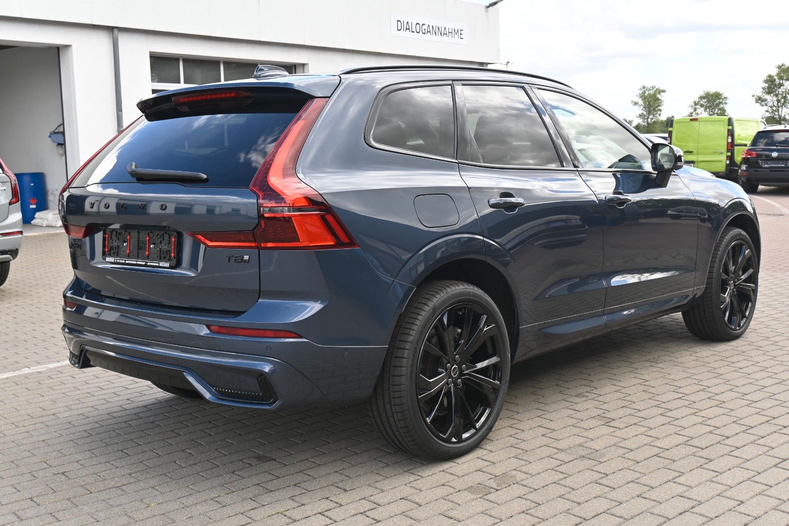 Fahrzeugabbildung Volvo XC60 T8 RC AWD Plus Black Edition*360*Facelift