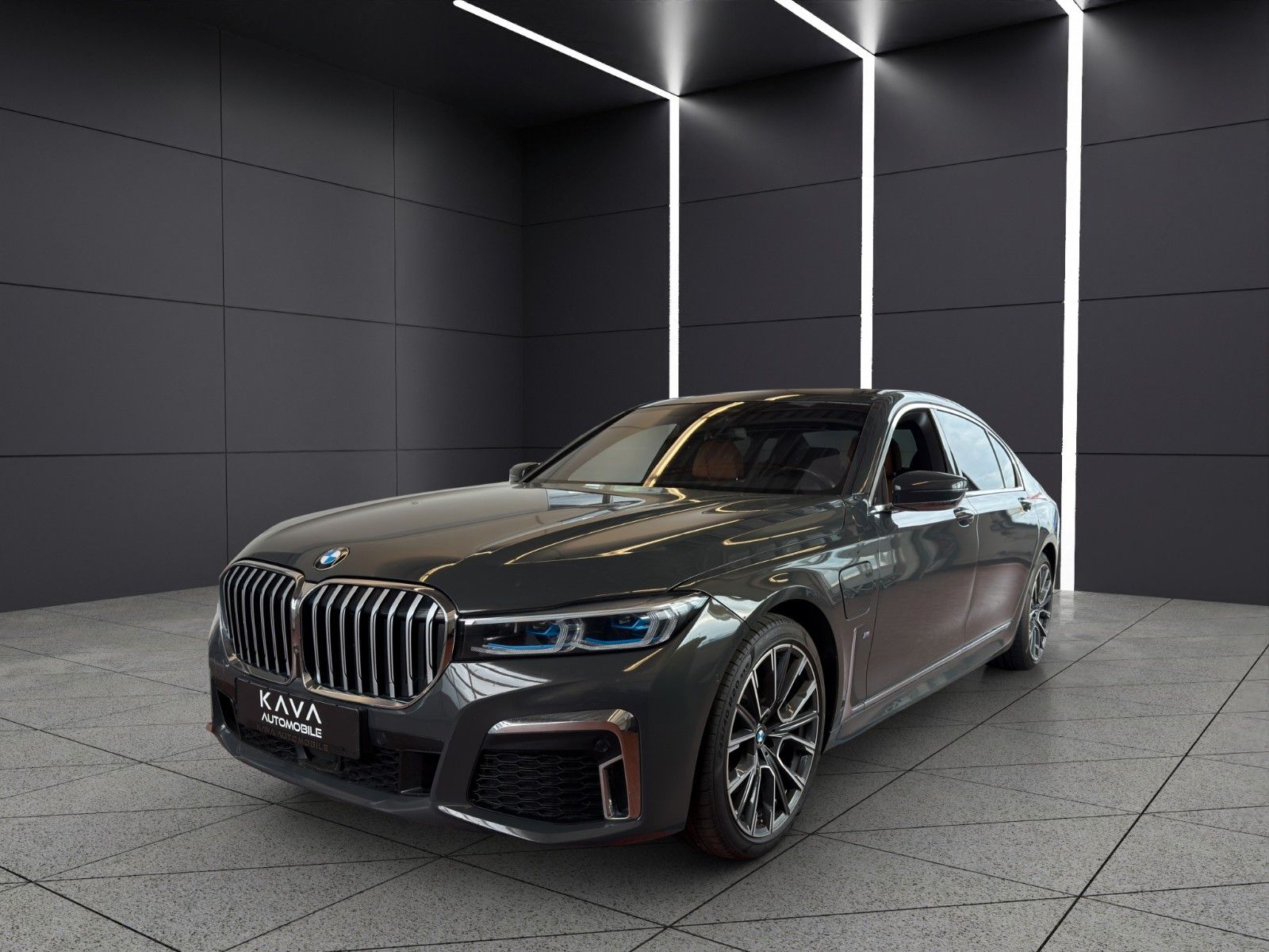 BMW 745 im Fahrzeugbestand von Kava Automobile