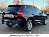 Volvo XC 60 R Design AWD*LED*8-fach bereift* - Volvo XC60: Schwarz