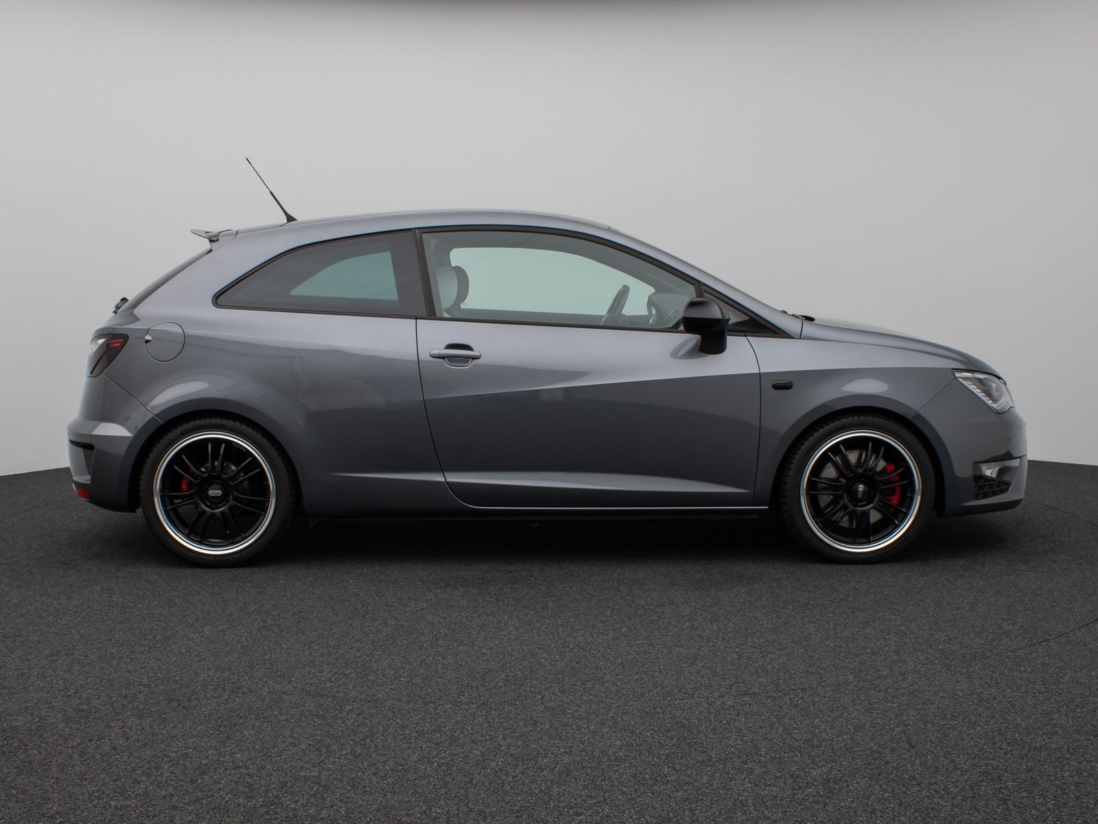 Fahrzeugabbildung SEAT Ibiza SC Cupra Bi-Xenon PDC 8Fach Tempomat Sport