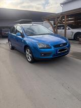 Ford Focus 1,6 Ti-VCT Connection Connection - Ford Focus aus 2006: 1.6