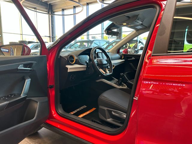 MYAUTOCENTER – Gebraucht- und Jahreswagen mit Werkstattservice in Pfaffenhofen Seat Arona *1.Hand*19%*Tempo*Navi*Spurass*LED*