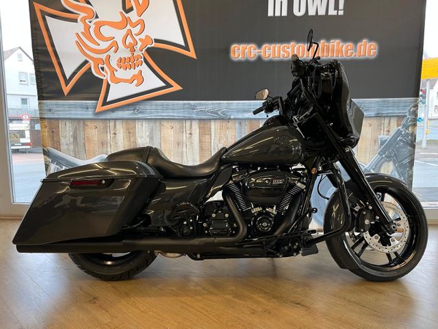 Harley-Davidson Street Glide /E Glide M8 107  Bagger Umbau