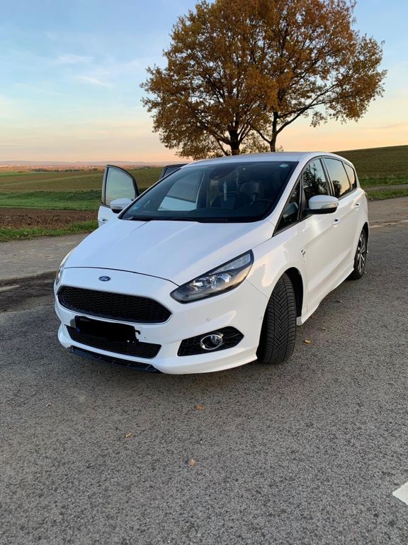Image of Ford S-Max