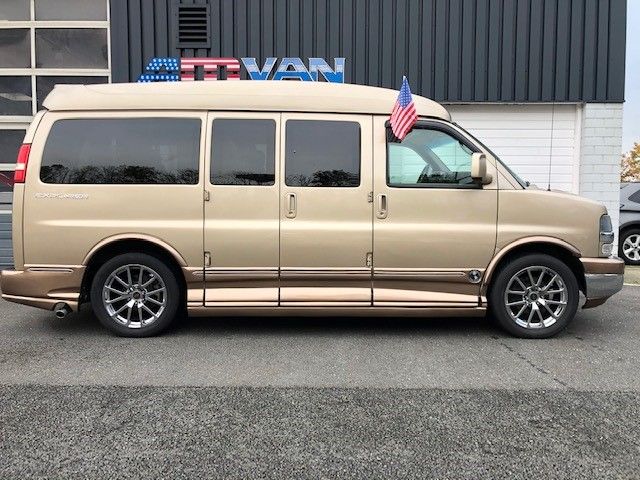 Fahrzeugabbildung Chevrolet Express Chevy Van Explorer Ltd. LPG Stabitrac