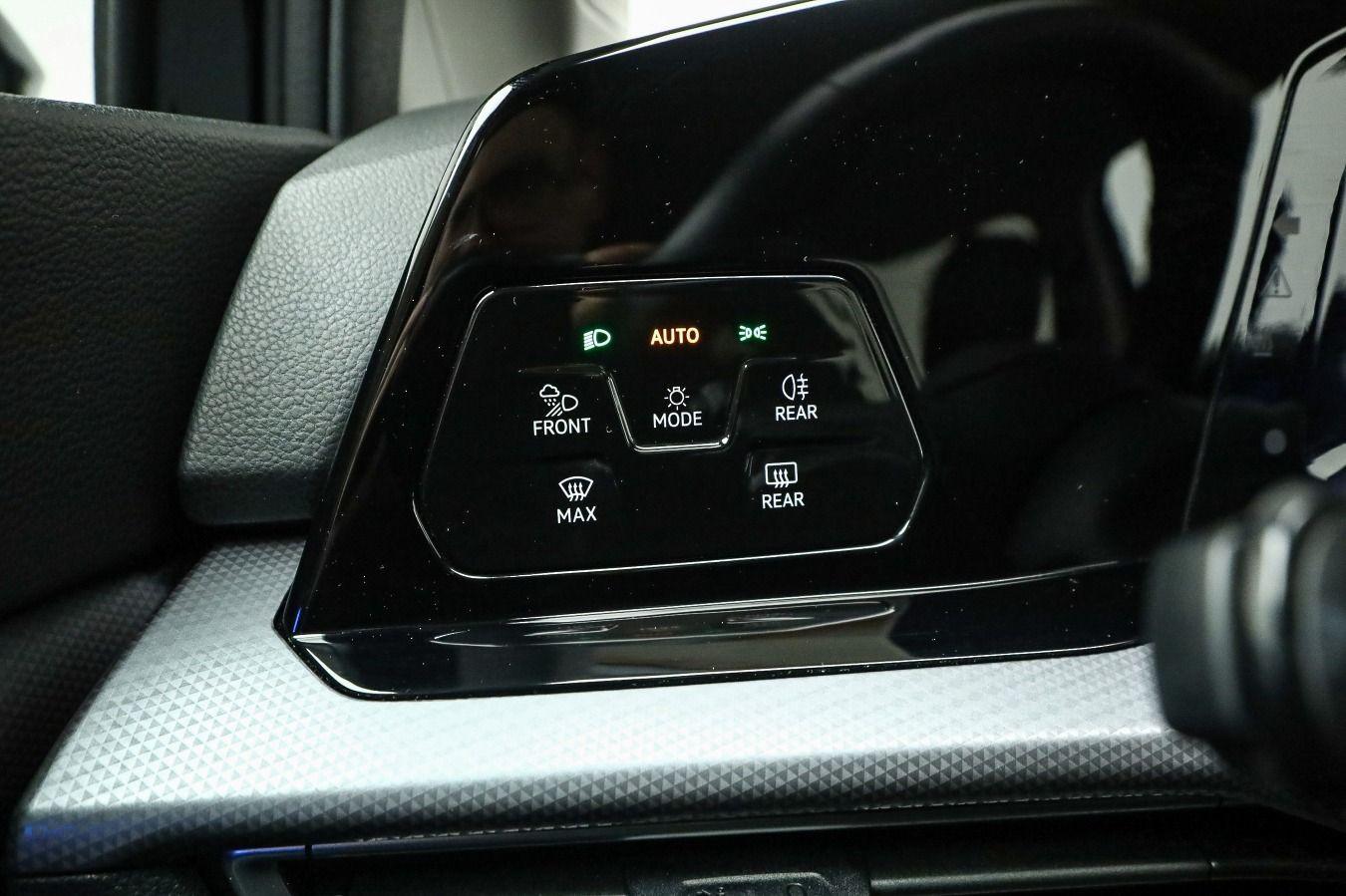 Volkswagen Golf VIII 1.5 TSI ACTIVE*IQ.LIGHT*STHZG*PDC*SHZ*, миниатюра 18