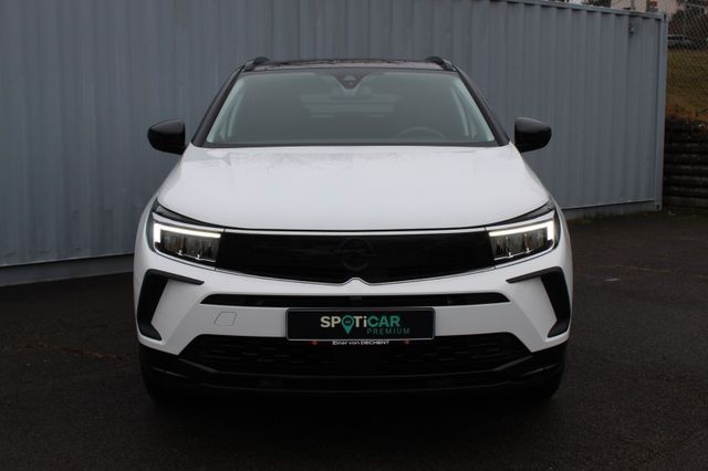 Fahrzeugabbildung Opel Grandland 1.2 Turbo GS Line KlimaA,LED,Navi,SHZ
