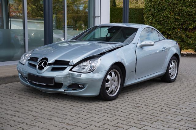 Mercedes-Benz SLK 200