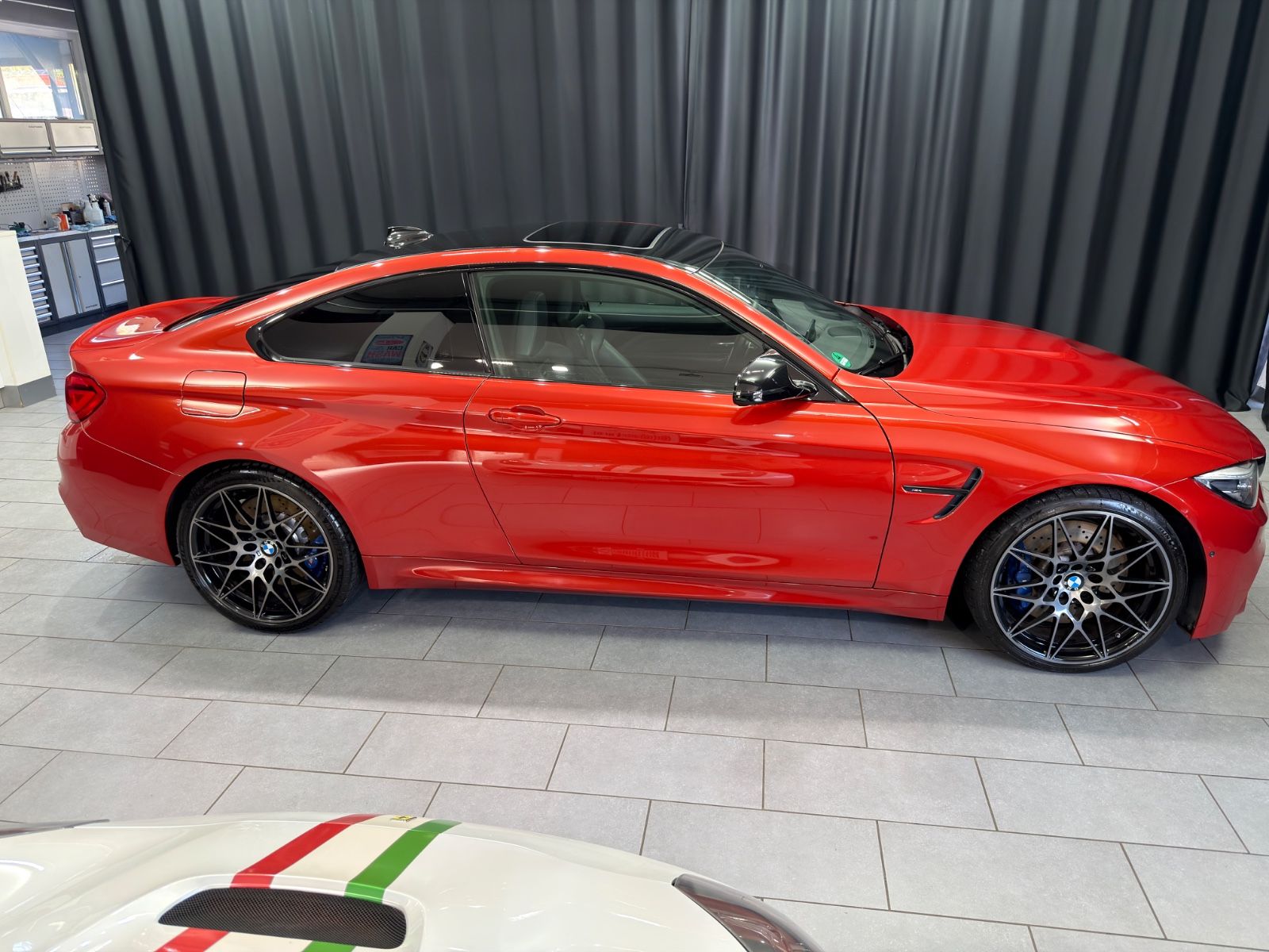 Fahrzeugabbildung BMW M4 Competition Coupe |NGM|LCI|H/K|DE-FZG