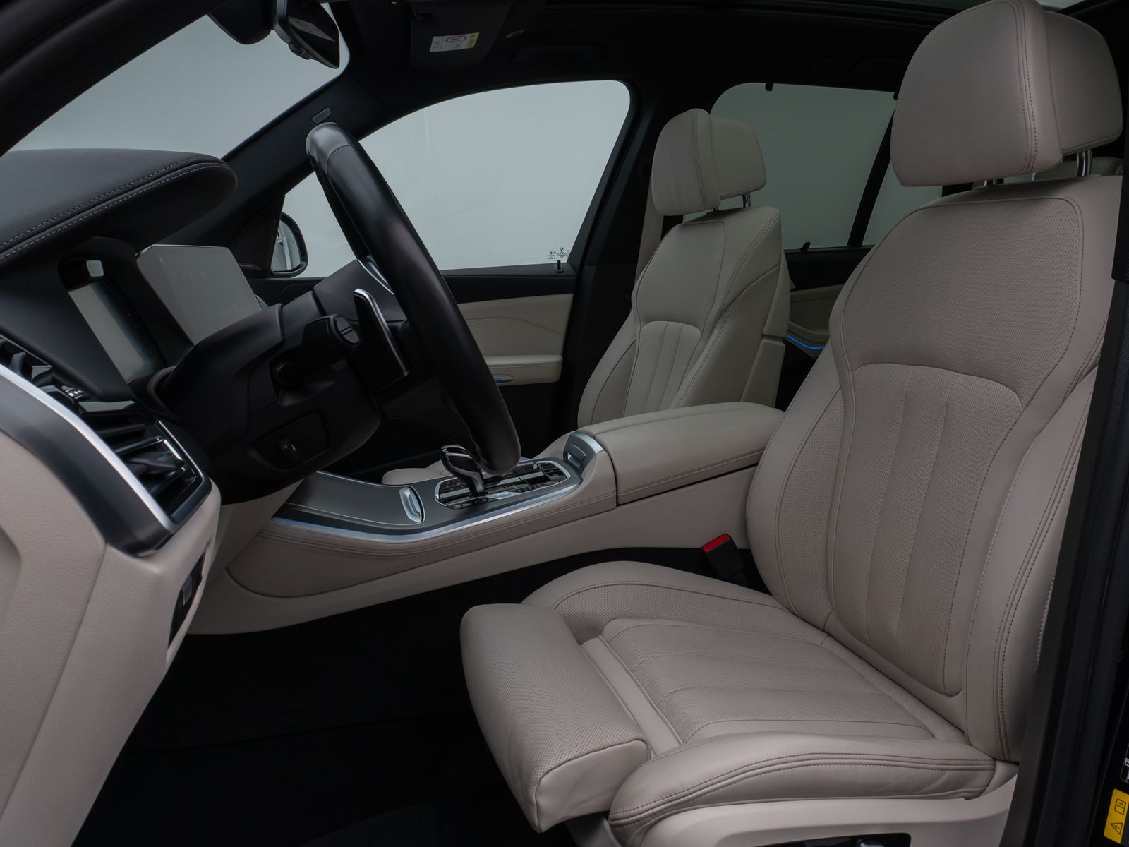 Fahrzeugabbildung BMW X5 xD45e M Sport 360°Panorama Laser HUD DAB H/K