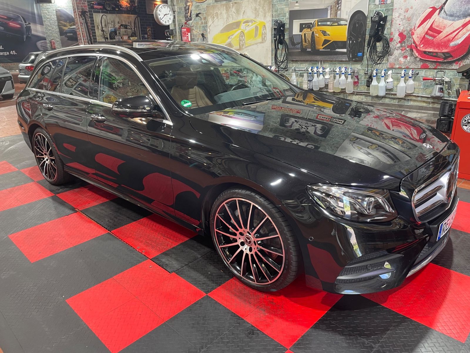 MERCEDES-BENZ E 400 d 4MATIC T Autom. AMG