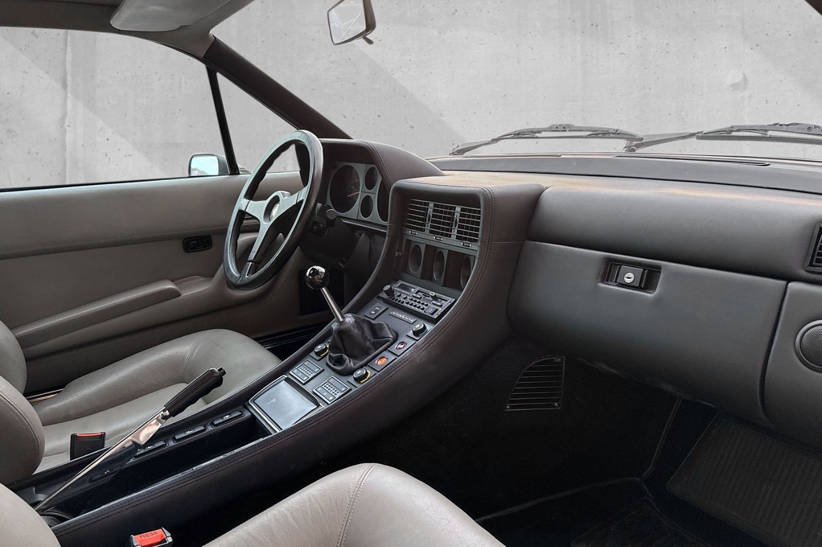 Fahrzeugabbildung Ferrari 412 GT*Manual*Schalter*Dt. Auto*