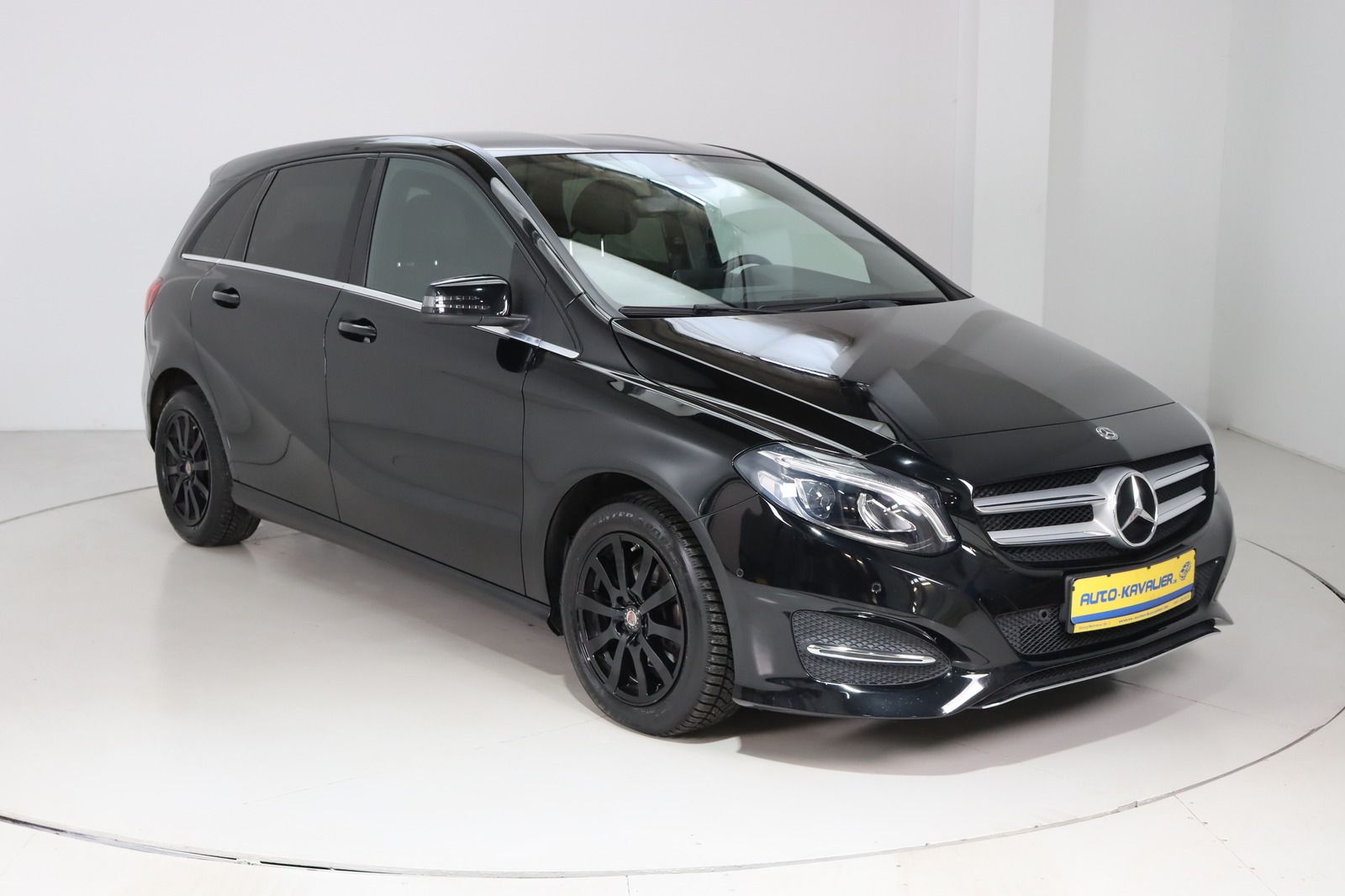 Fahrzeugabbildung Mercedes-Benz B 180 d * LED * Parkassist. * Keyless