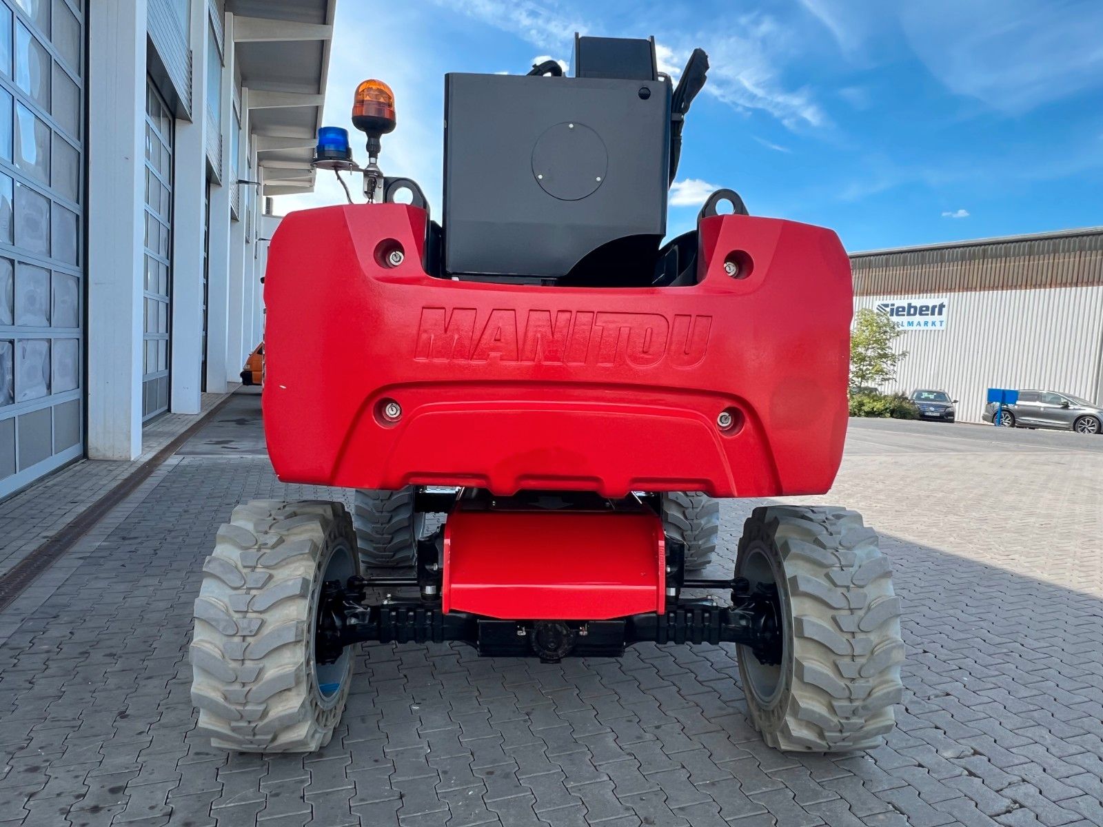 Fahrzeugabbildung Manitou 200 ATJE S1 e-drive / Arbeitshöhe: 20m / 4x4