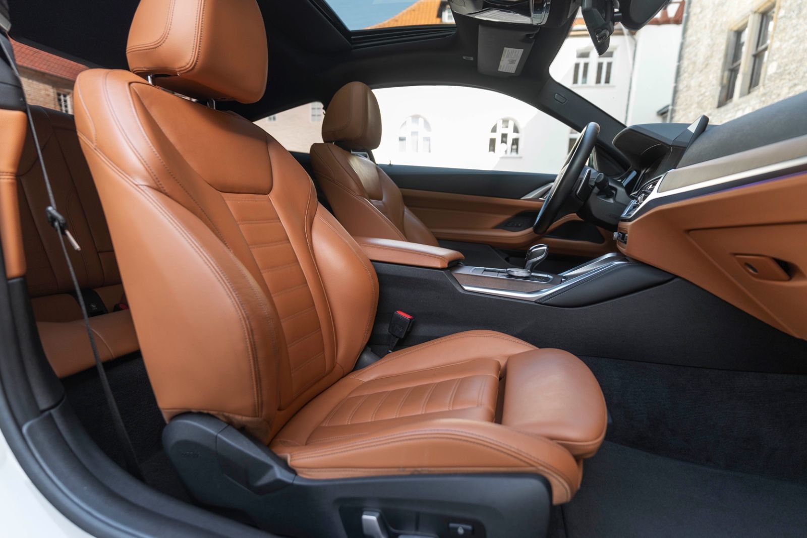 Fahrzeugabbildung BMW 430i Coupé M Sportpaket HUD LED KAM HIFI ACC