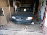 Audi 100 c4 2,3 5Zylinder - Audi 100 mit Benzin-Antrieb: Limousine, Zylinder
