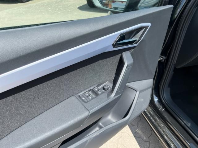SEAT Ibiza FR Black Edition 1.0 TSI 116 PS 7-Gang-DSG, миниатюра 9