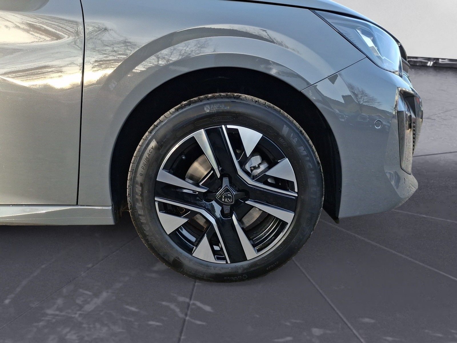 Peugeot 208 - Bild 12